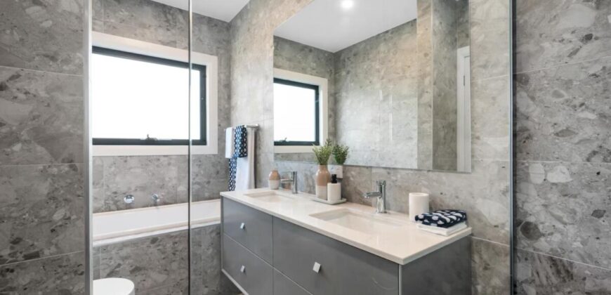 Lang Rd, Mount Waverley